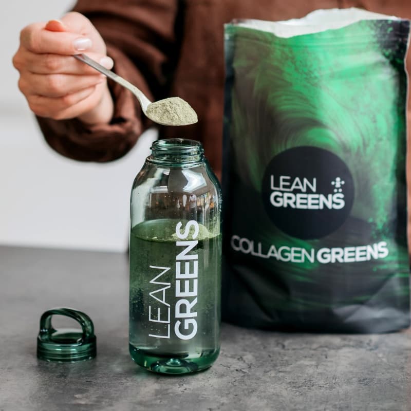 Collagen Greens powder close-up – 12.6g per scoop of premium greens, collagen and creatine